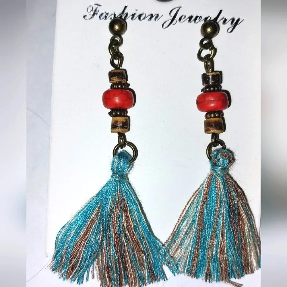 Gorgeous boho tassel earrings